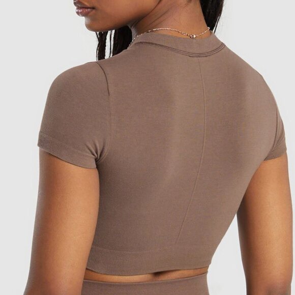 Cotton Seamless Crop Top - Picture 2 of 4